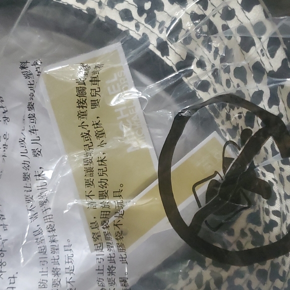 Michael kors gorgeous bucket hat love mine - Picture 3 of 6